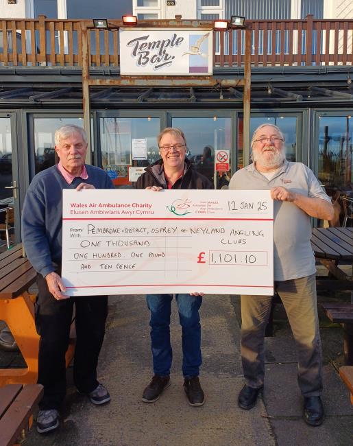 Cheque presentation (L to R) Peter Kraus, Mike May, John O Connor (Picture by Mike May)